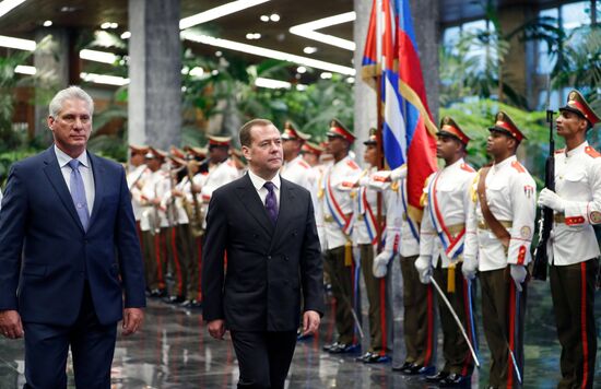 Визит премьер-министра РФ Д. Медведева на Кубу