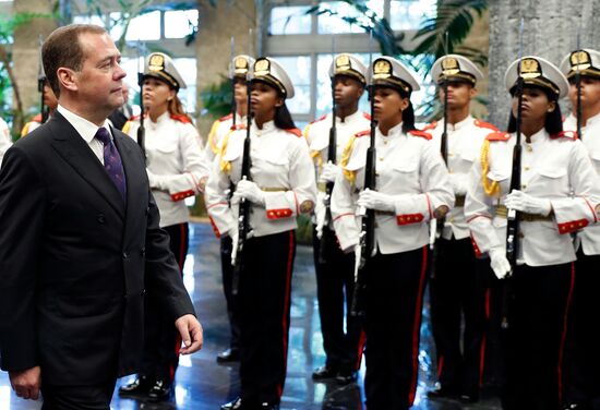 Визит премьер-министра РФ Д. Медведева на Кубу