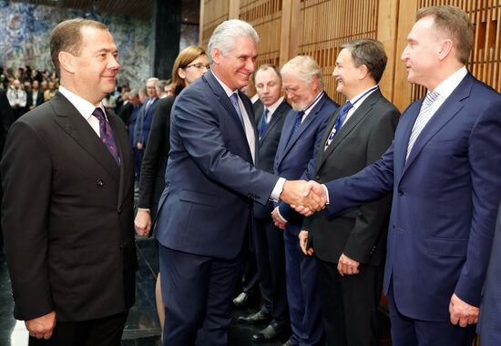Визит премьер-министра РФ Д. Медведева на Кубу