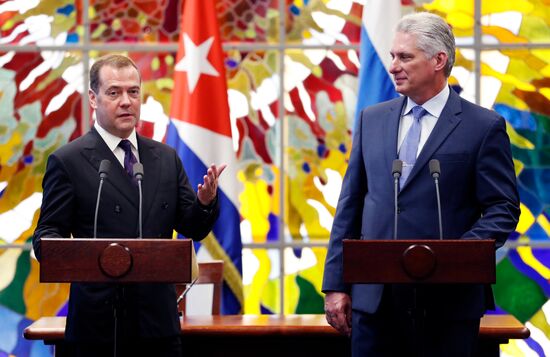 Визит премьер-министра РФ Д. Медведева на Кубу