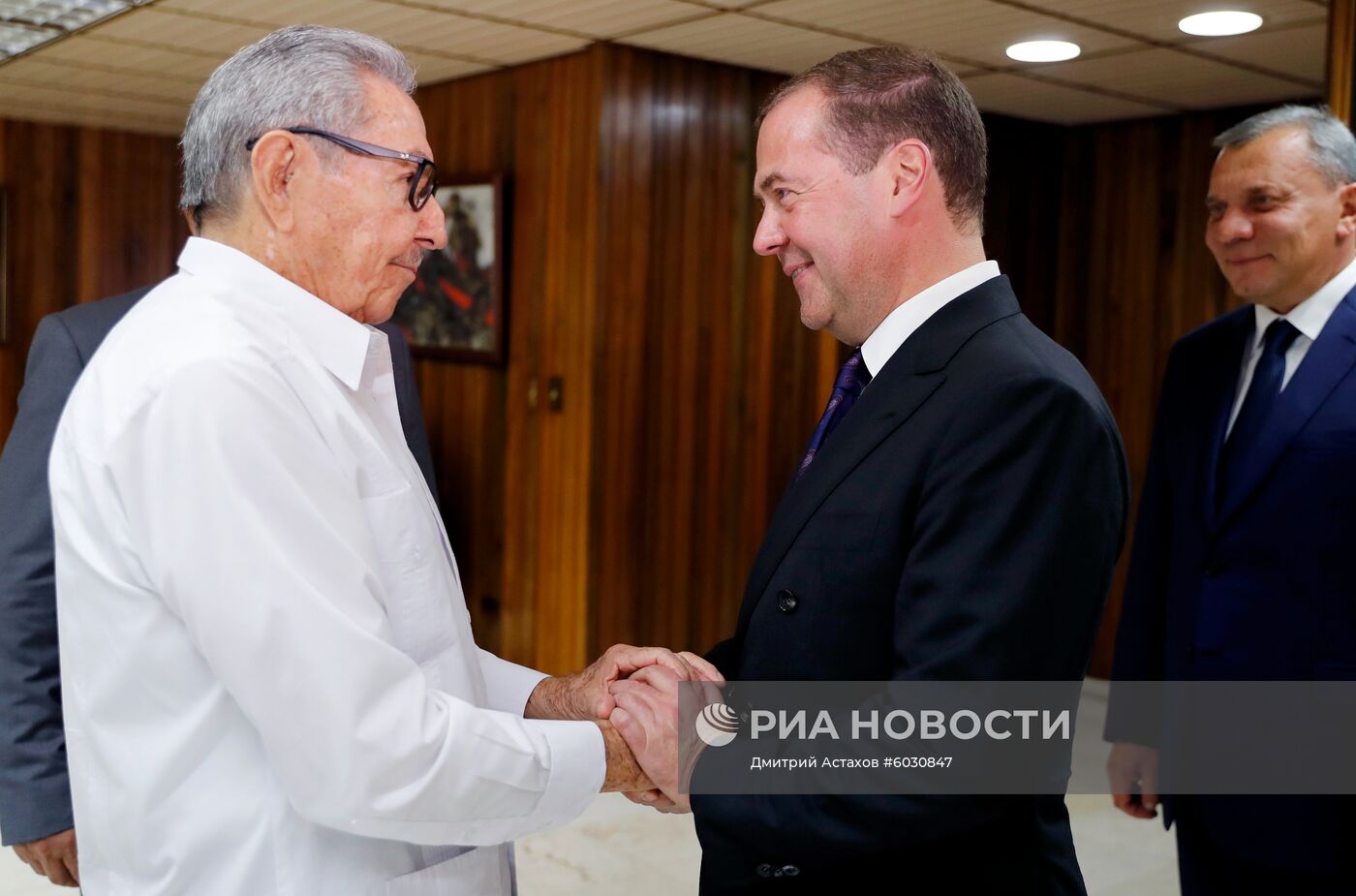 Визит премьер-министра РФ Д. Медведева на Кубу