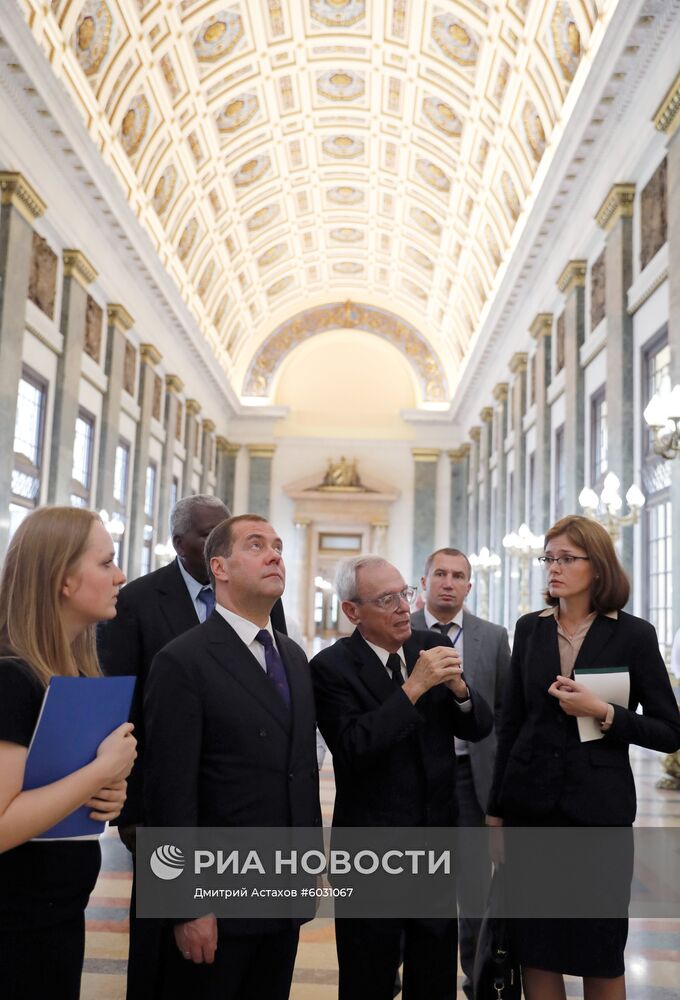 Визит премьер-министра РФ Д. Медведева на Кубу