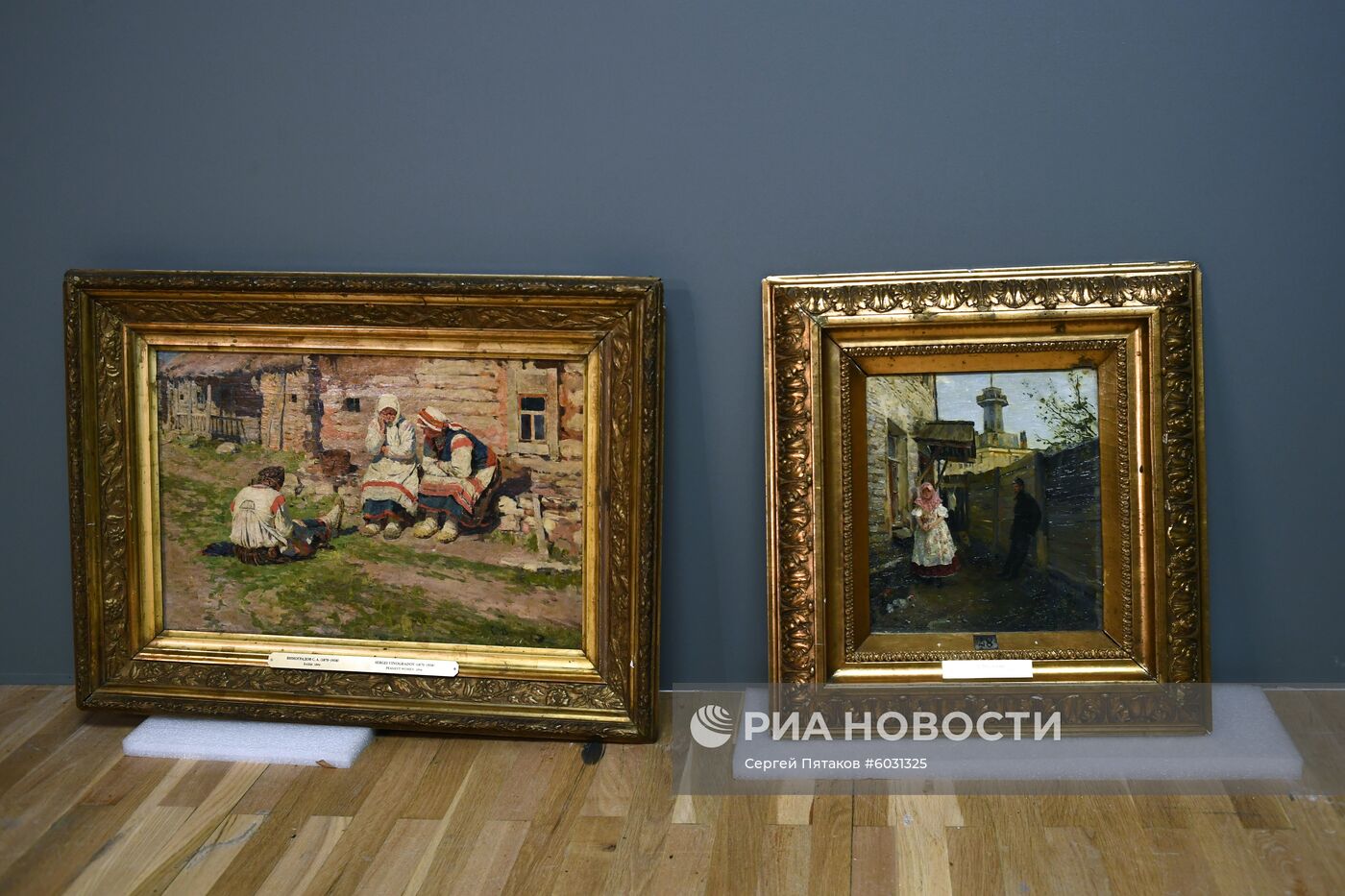 Подготовка к открытию выставки Василия Поленова в Третьяковской галерее