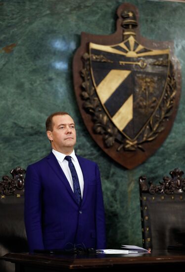 Визит премьер-министра РФ Д. Медведева на Кубу. День второй