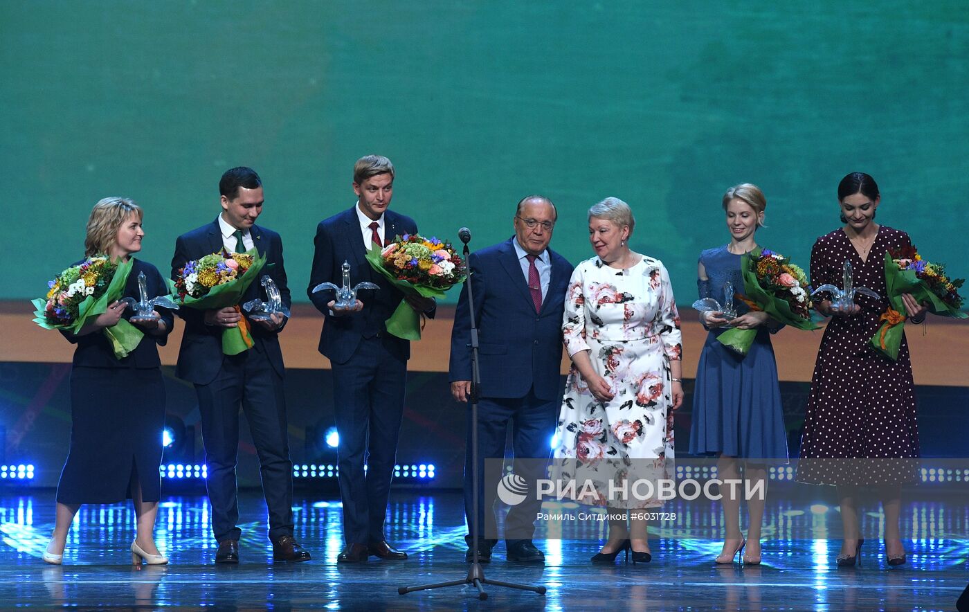 Торжественная церемония закрытия Всероссийского конкурса "Учитель года России-2019