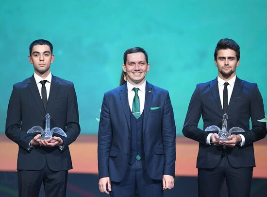 Торжественная церемония закрытия Всероссийского конкурса "Учитель года России-2019