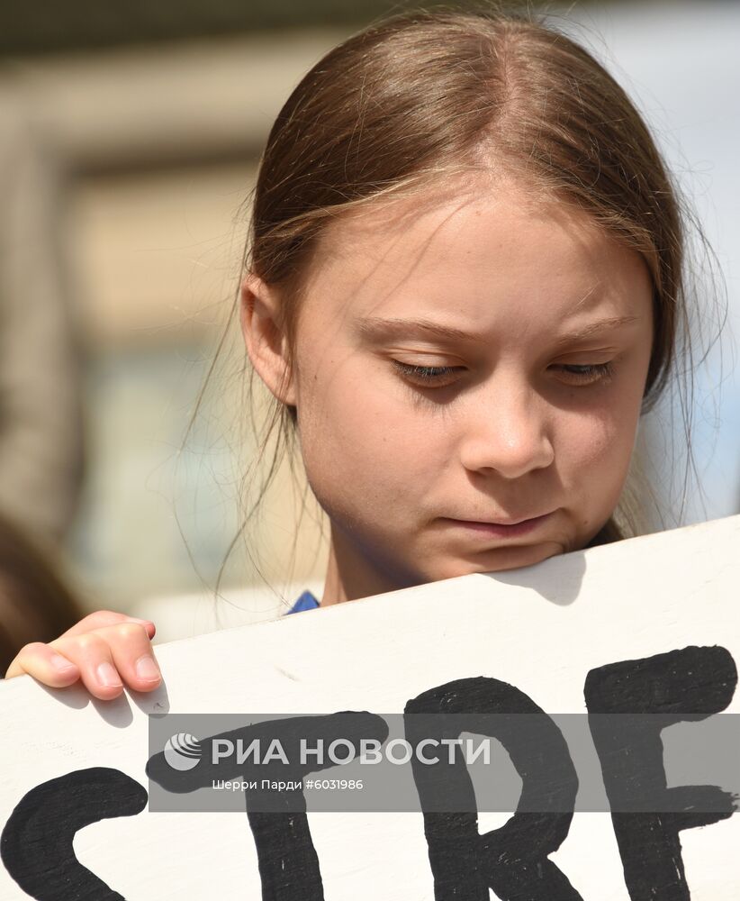 Митинг с участием экоактивистки Греты Тунберг в США