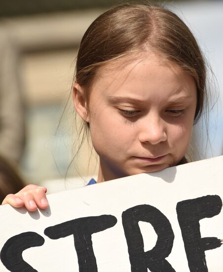 Митинг с участием экоактивистки Греты Тунберг в США