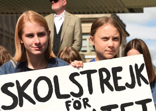 Митинг с участием экоактивистки Греты Тунберг в США