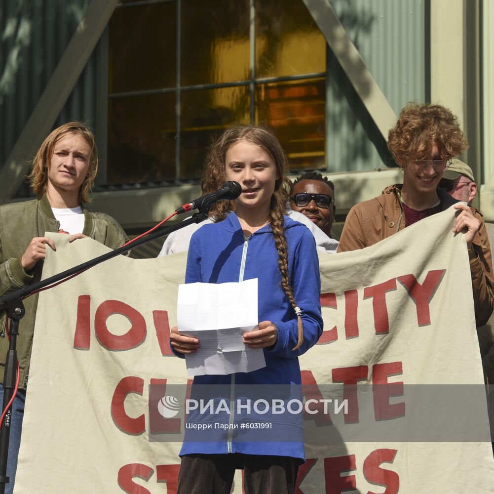 Митинг с участием экоактивистки Греты Тунберг в США