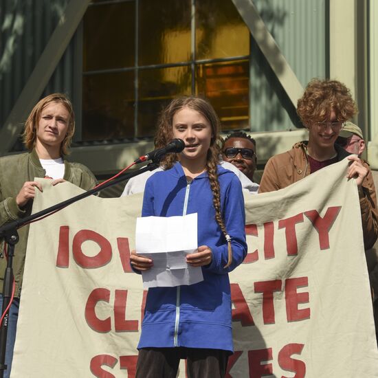 Митинг с участием экоактивистки Греты Тунберг в США
