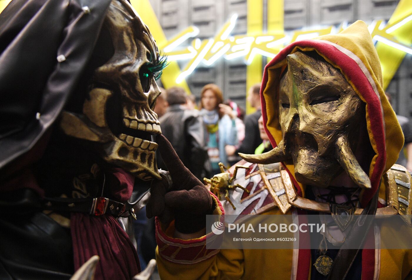 Участники выставки "ИгроМир 2019" и фестиваля Comic Con Russia 2019 в Международном выставочном центре "Крокус Экспо" в Москве. Место: Россия, Москва. Автор: Евгений Одиноков/РИА Новости. Выставка "Игромир" Comic Con Russia