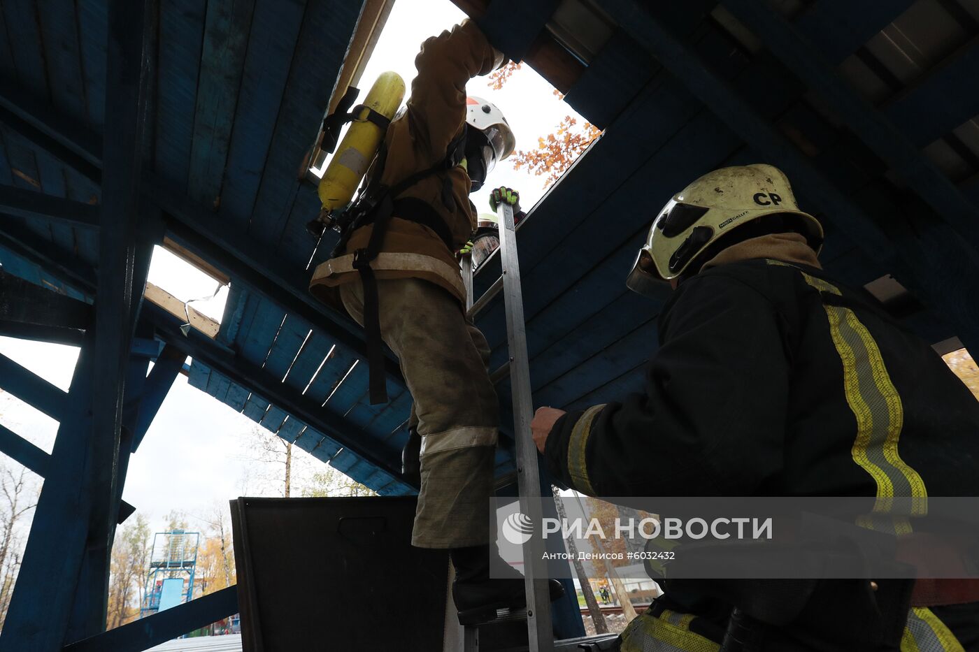 Учения добровольцев аварийно-спасательных формирований