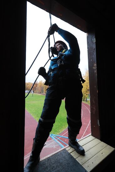 Учения добровольцев аварийно-спасательных формирований