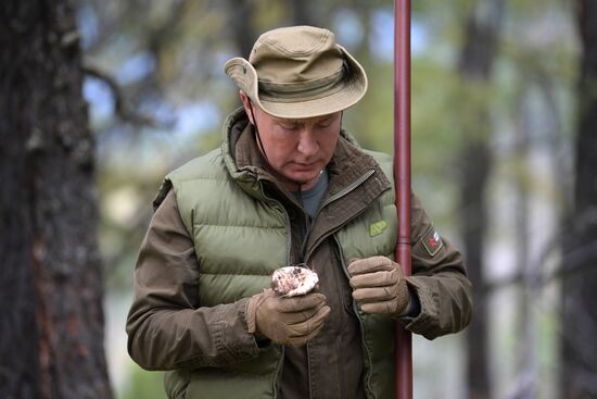 Отдых президента РФ В. Путина в Сибири