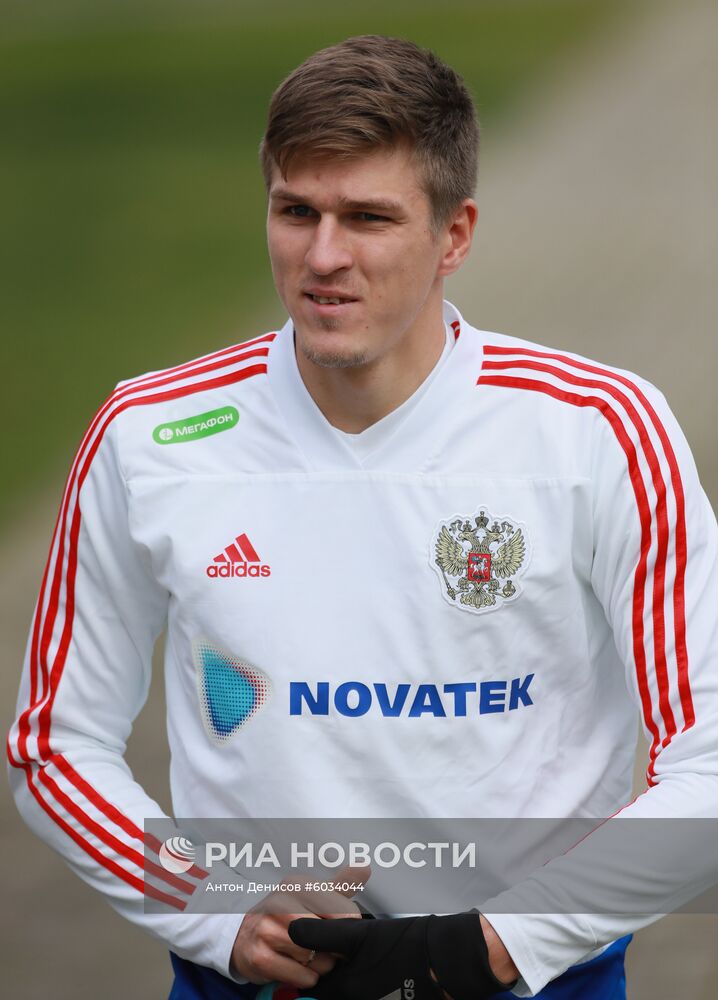 Футбол. Тренировка сборной России