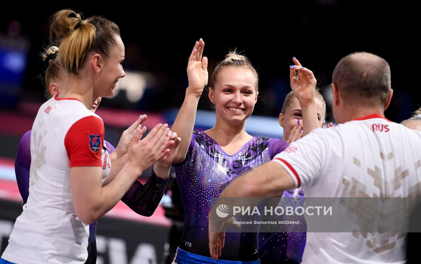 Спортивная гимнастика. Чемпионат мира. Женщины. Командное многоборье