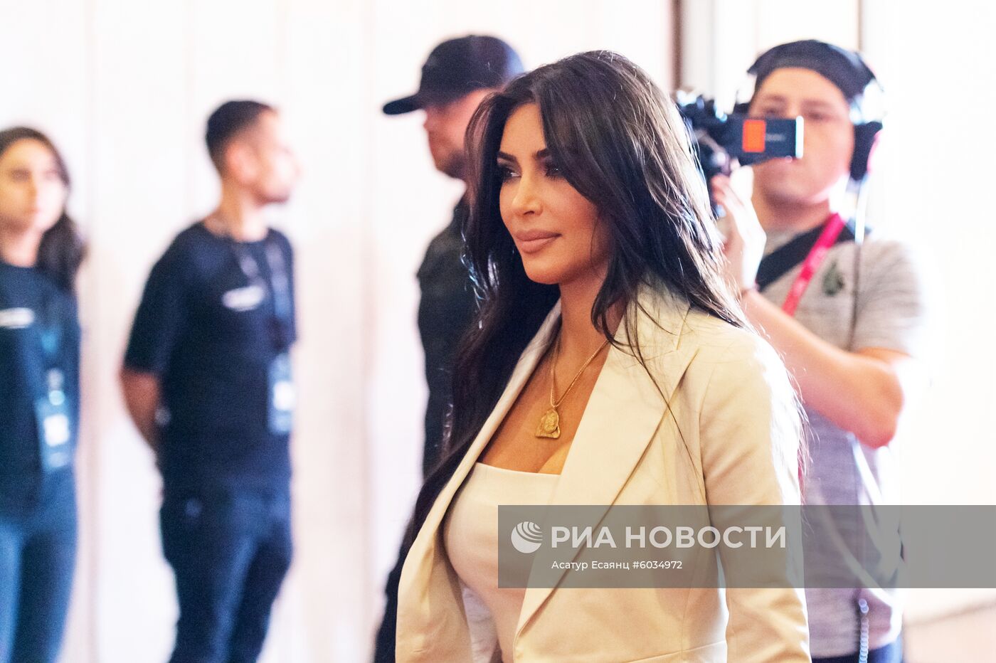 Ким Кардашьян посетила форум WCIT 2019 в Ереване