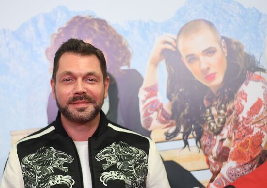 Премьера фильма "Девушки бывают разные"