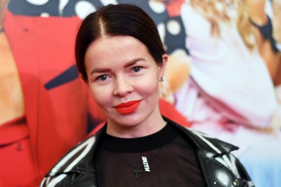 Премьера фильма "Девушки бывают разные"