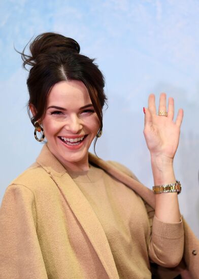 Премьера фильма "Девушки бывают разные"