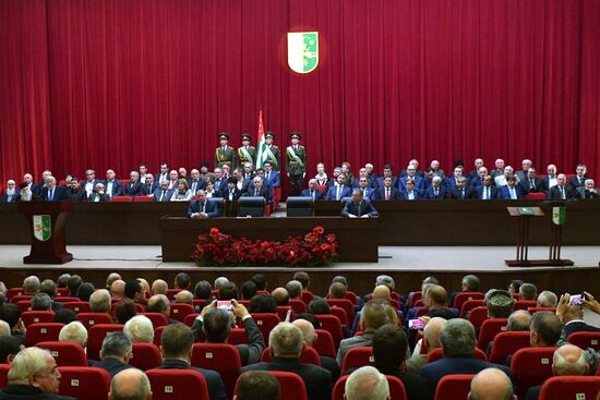 Инаугурация избранного президента Абхазии Р. Хаджимбы