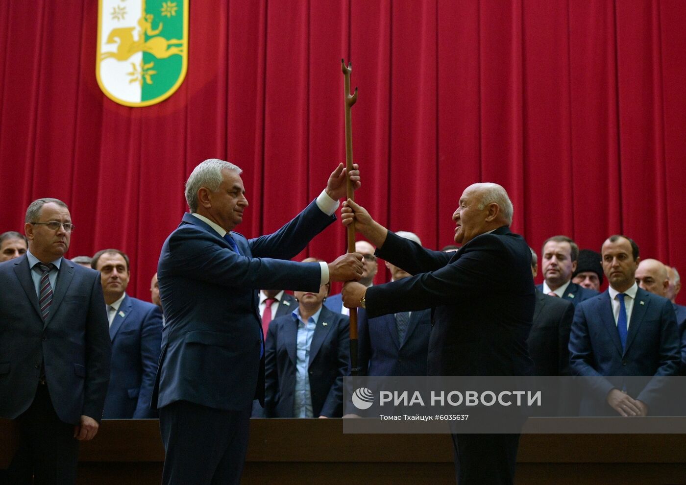 Инаугурация избранного президента Абхазии Р. Хаджимбы