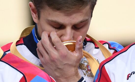 Спортивная гимнастика. Чемпионат мира. Мужчины. Командное многоборье