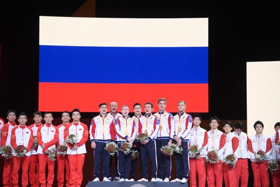 Спортивная гимнастика. Чемпионат мира. Мужчины. Командное многоборье