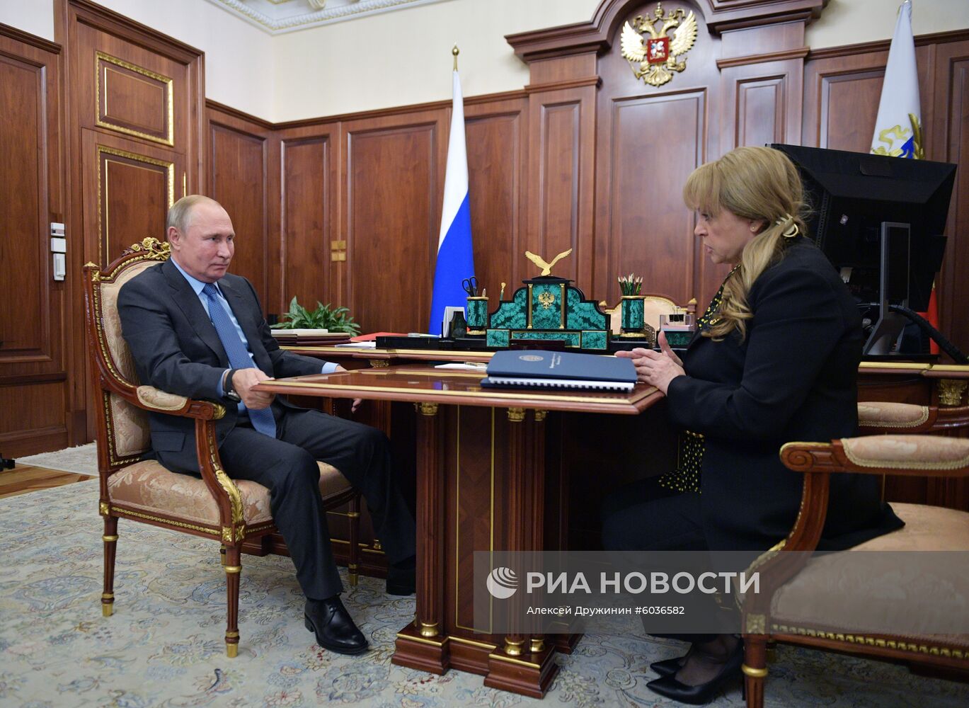 Президент РФ В. Путин встретился с главой ЦИК Э. Памфиловой