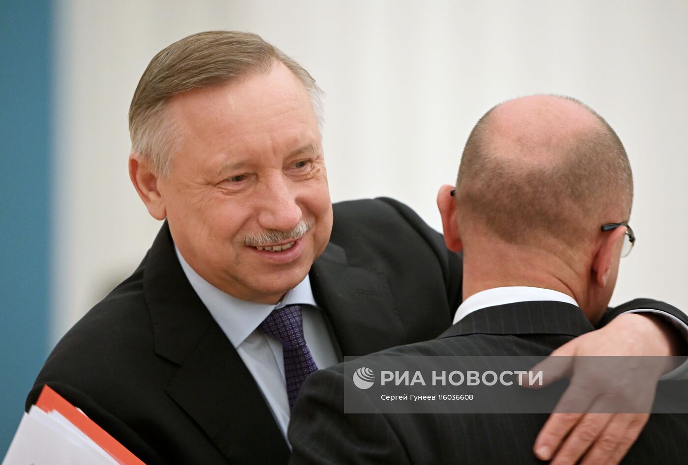 Президент РФ В. Путин встретился с избранными главами субъектов РФ