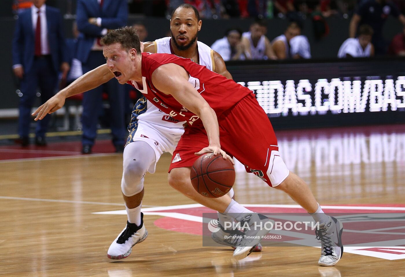 Баскетбол. Кубок Европы. Матч "Локомотив-Кубань" - "Умана Рейер"