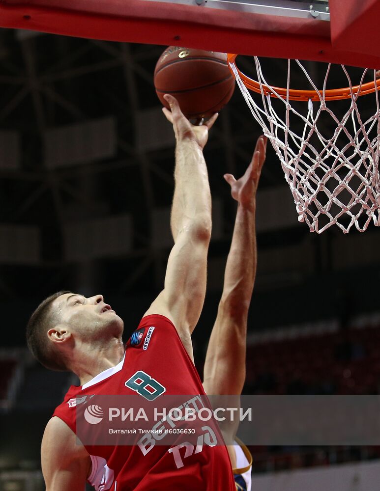 Баскетбол. Кубок Европы. Матч "Локомотив-Кубань" - "Умана Рейер"