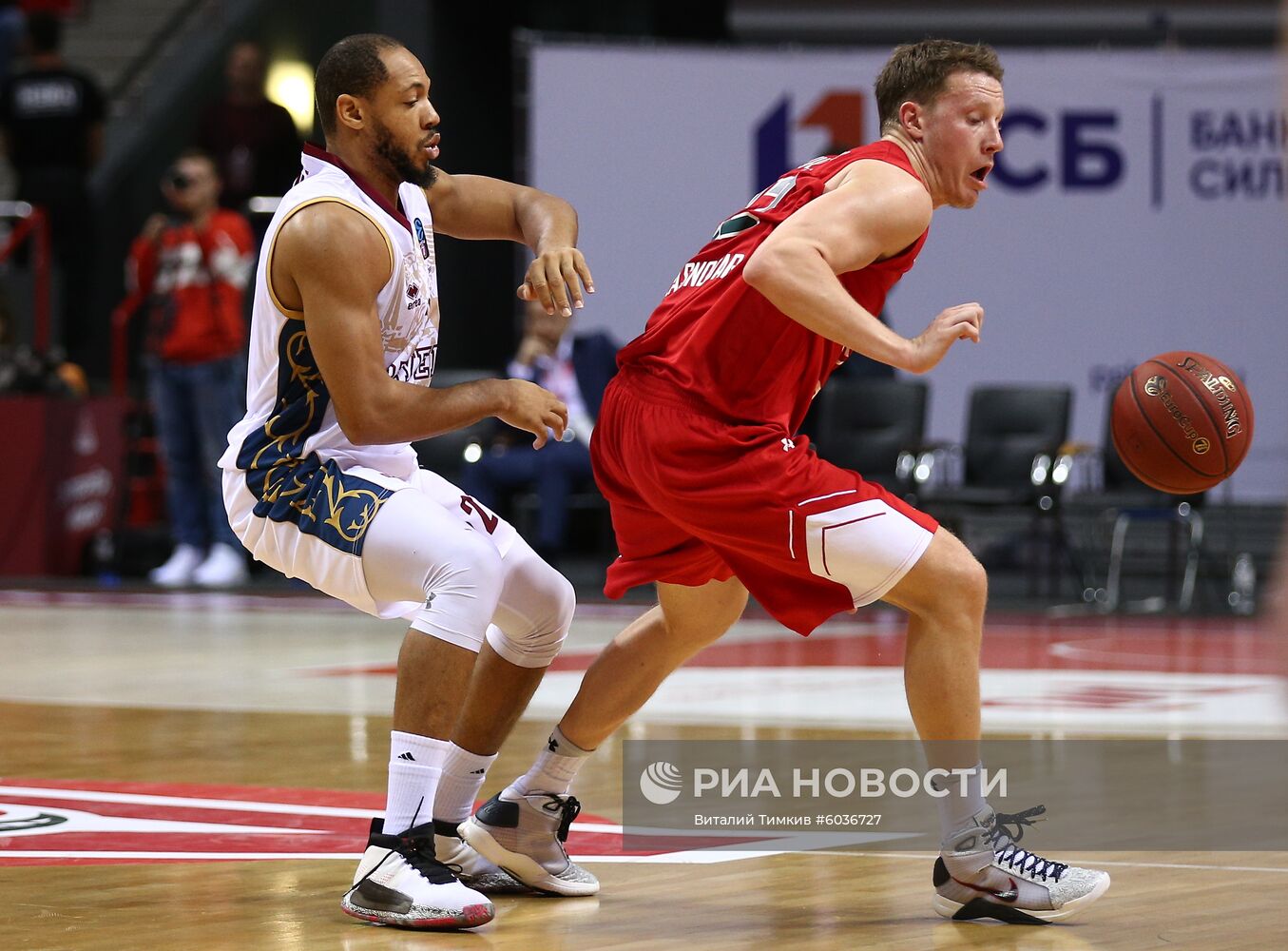 Баскетбол. Кубок Европы. Матч "Локомотив-Кубань" - "Умана Рейер"