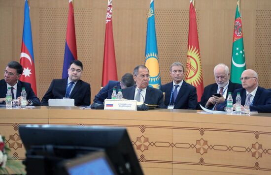 Визит министра иностранных дел РФ С. Лаврова в Туркмению
