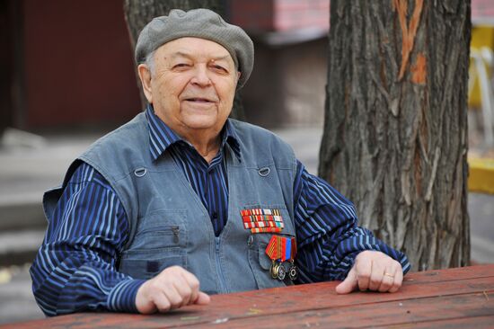 Ветеран Великой Отечественной Войны Ю. В. Желудков