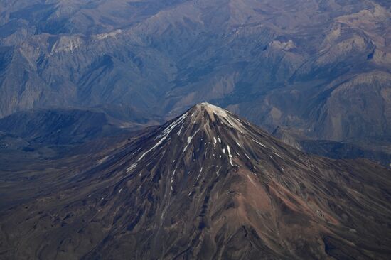 Гора Демавенд