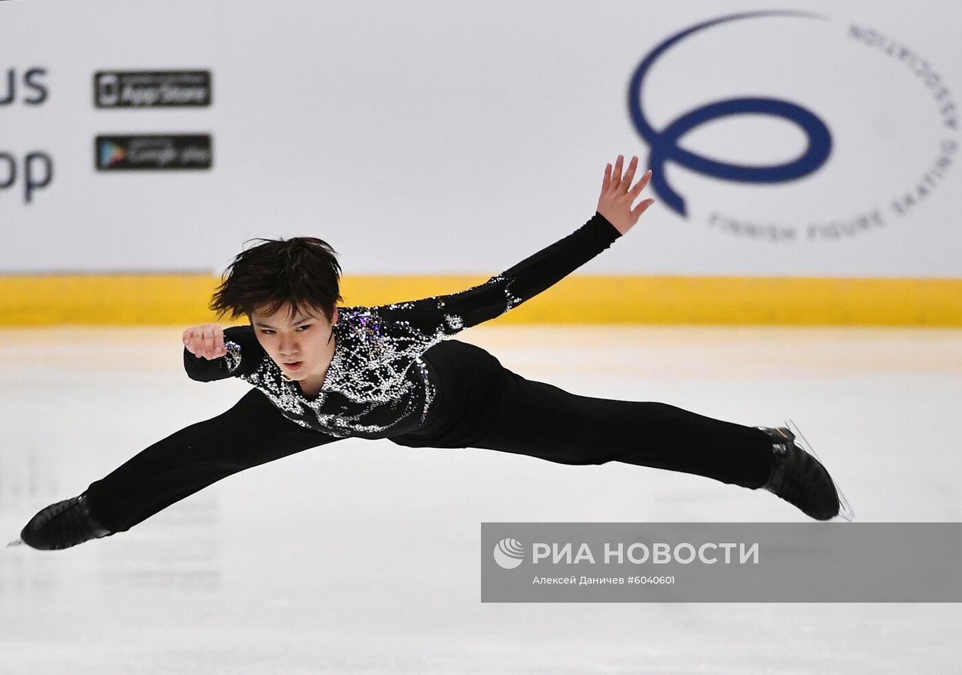 Фигурное катание. Finlandia trophy. Мужчины. Произвольная программа