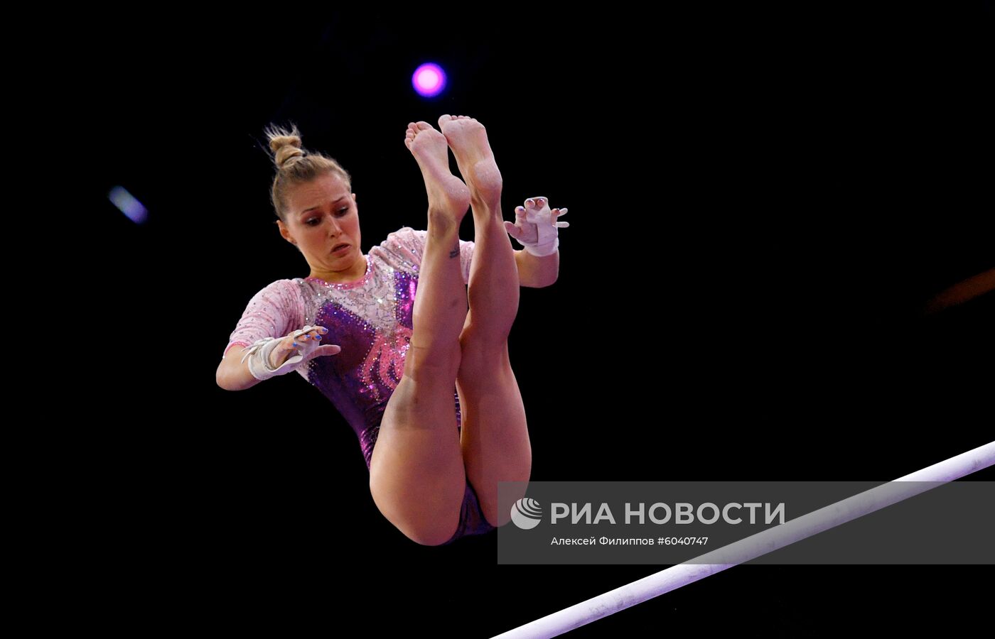 Спортивная гимнастика. Чемпионат мира. Отдельные снаряды. Первый день