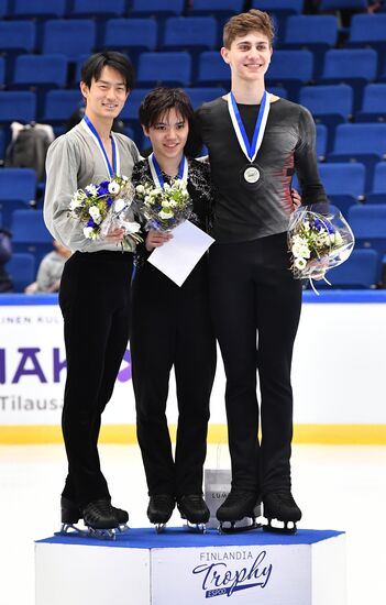 Фигурное катание. Finlandia trophy. Мужчины. Произвольная программа