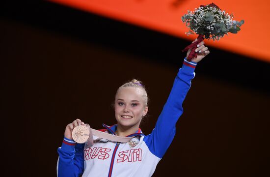 Спортивная гимнастика. Чемпионат мира. Отдельные снаряды. Второй день