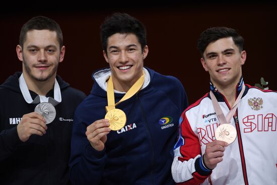 Спортивная гимнастика. Чемпионат мира. Отдельные снаряды. Второй день