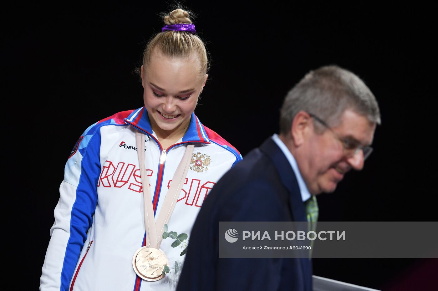 Спортивная гимнастика. Чемпионат мира. Отдельные снаряды. Второй день