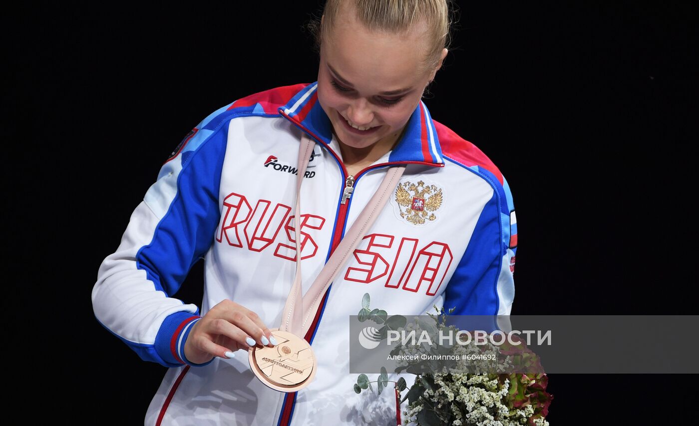 Спортивная гимнастика. Чемпионат мира. Отдельные снаряды. Второй день