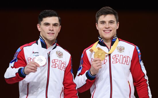 Спортивная гимнастика. Чемпионат мира. Отдельные снаряды. Второй день