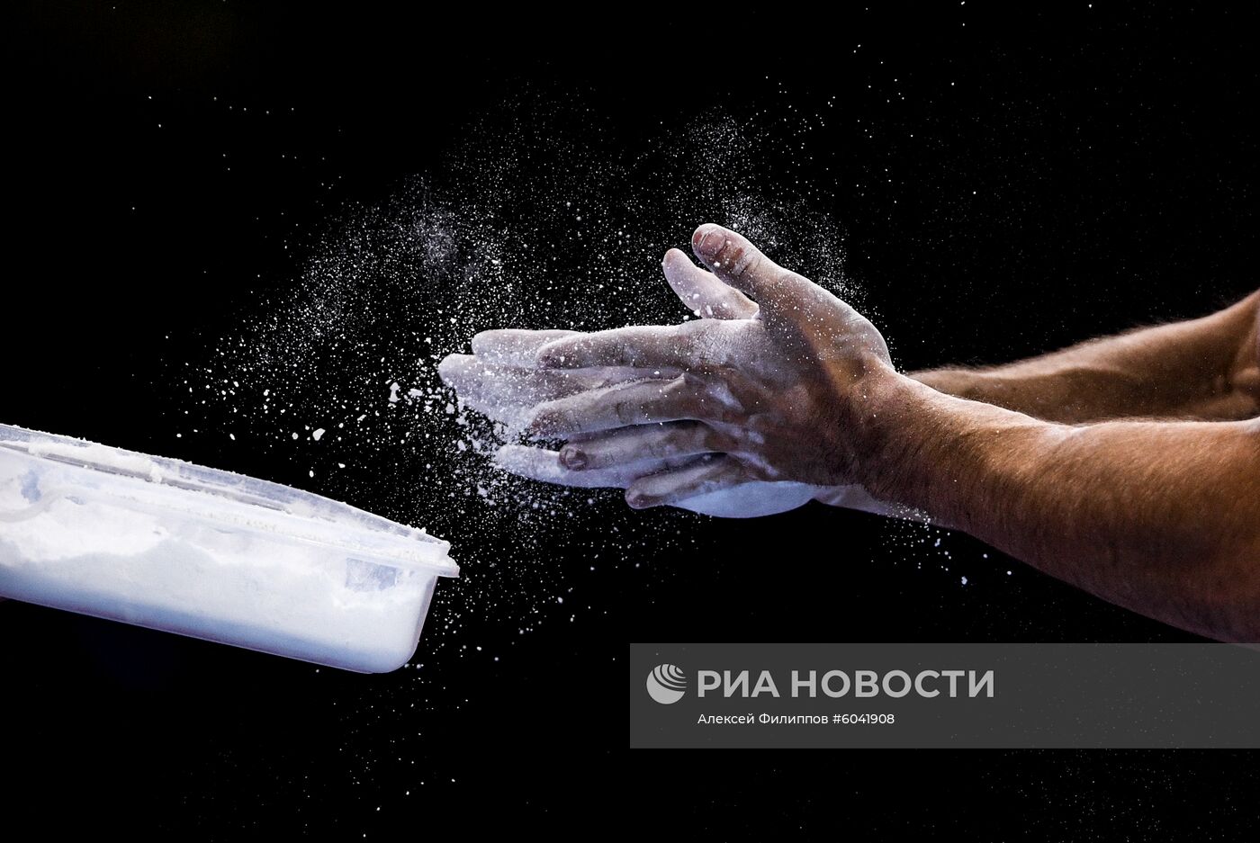 Спортивная гимнастика. Чемпионат мира. Отдельные снаряды. Второй день