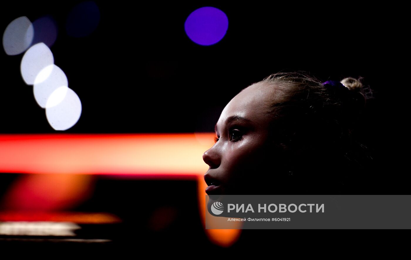 Спортивная гимнастика. Чемпионат мира. Отдельные снаряды. Второй день