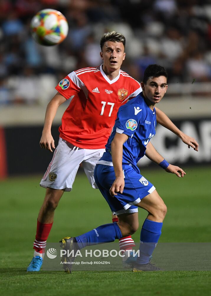 Футбол. Отборочный матч Евро-2020. Кипр - Россия