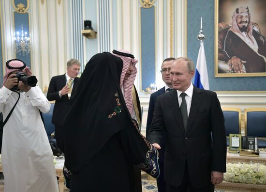 Государственный визит президента РФ В. Путина в Саудовскую Аравию