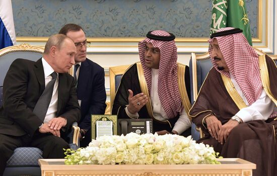 Государственный визит президента РФ В. Путина в Саудовскую Аравию